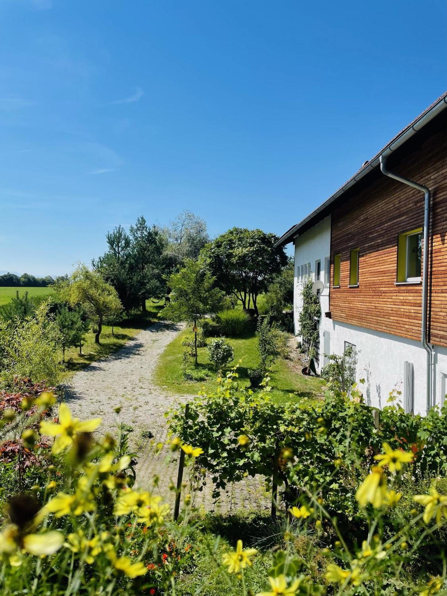 Natur-Retreat Am Leitgeringer See Tittmoning المظهر الخارجي الصورة